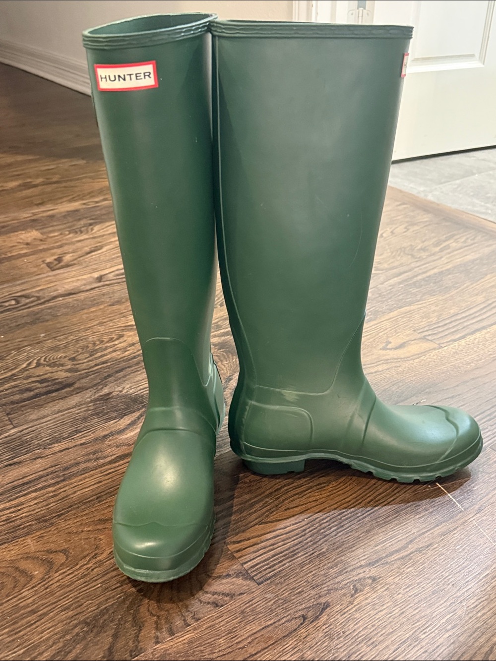 Hunter Women's Tall Gloss Rain Boots - Green - Picture 4 of 6